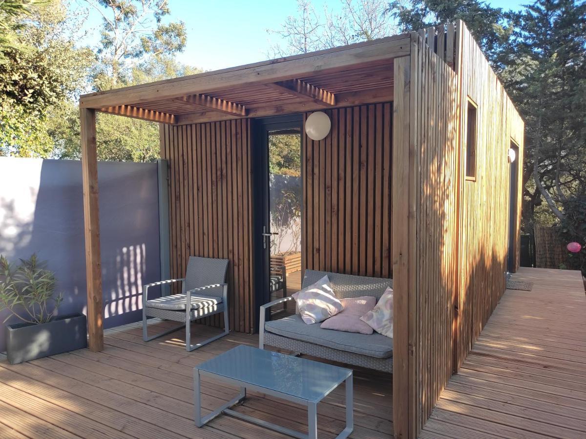 Joli Studio Climatise Avec Jacuzzi Prive Et Entree Independante Fréjus Zewnętrze zdjęcie